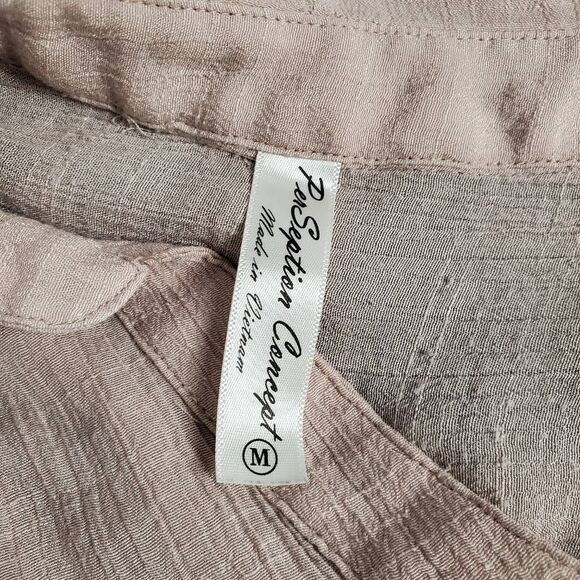 Perception Concept Mauve Roll Tab Sleeve Button Down Blouse Women’s Medium - Picture 4 of 6